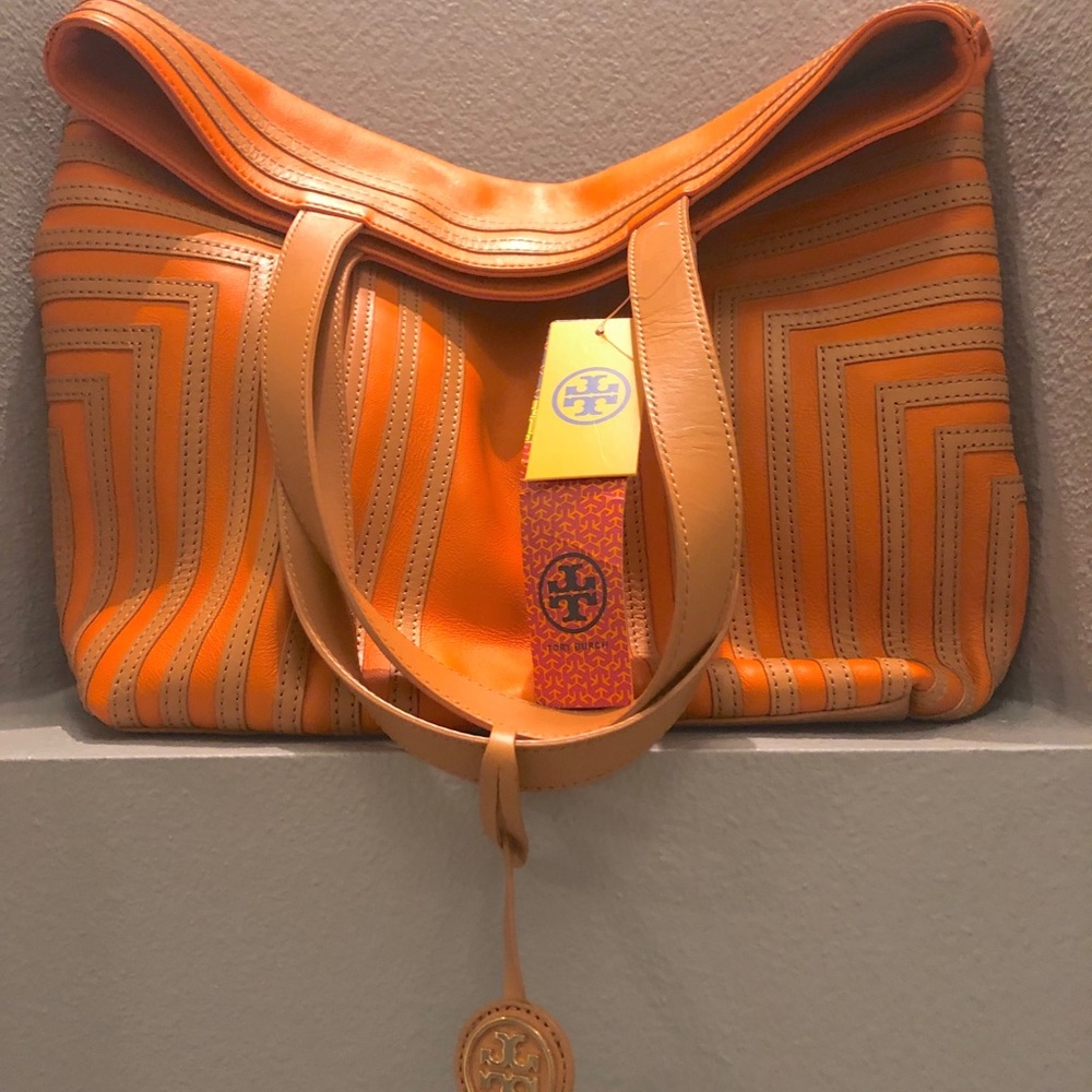 Tory Burch Tote - Picture 2 of 6